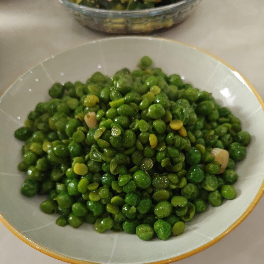 清炒豌豆米