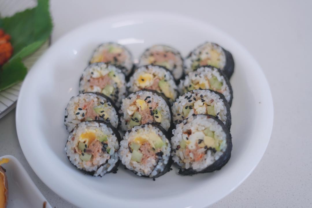 3种家常紫菜包饭（牛肉，金枪鱼，蛋卷）