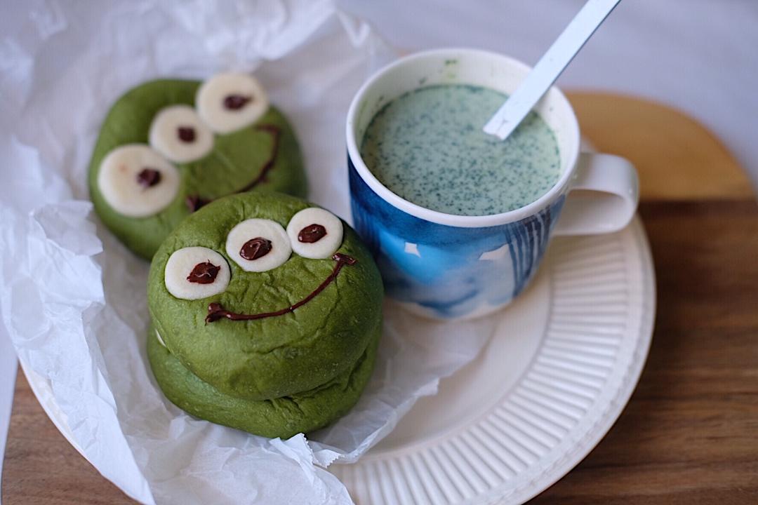小怪物抹茶红豆包（日式抹茶红豆包）