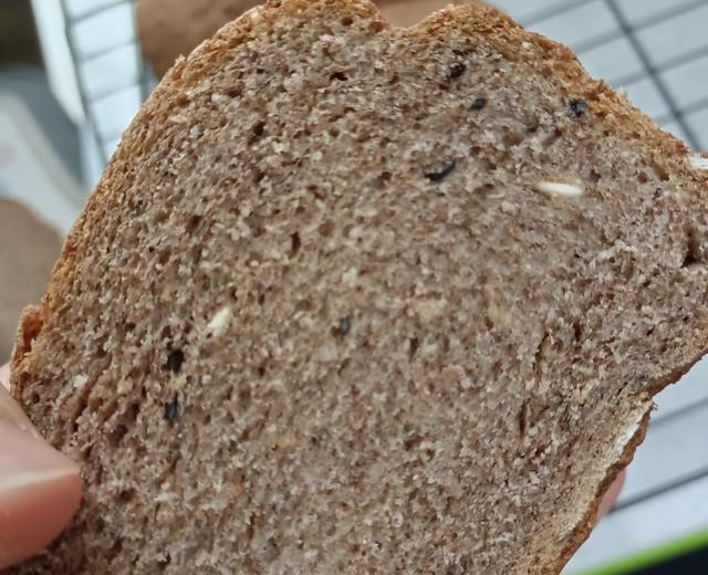 全黑麦减脂吐司(记录下等再次试验)的做法