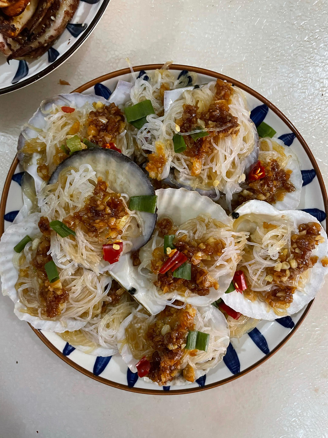 零失败的蒜蓉粉丝蒸扇贝