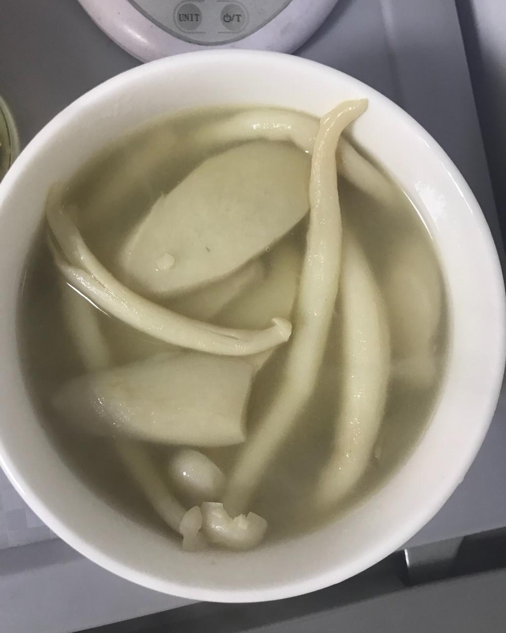 冬日暖汤——菌菇汤