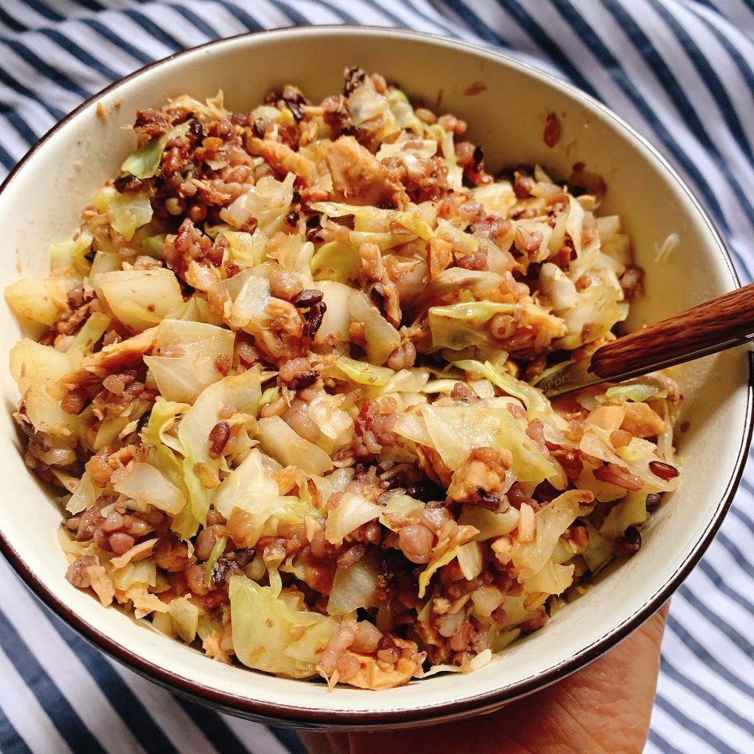 低卡金枪鱼圆白菜炒饭（减脂餐）