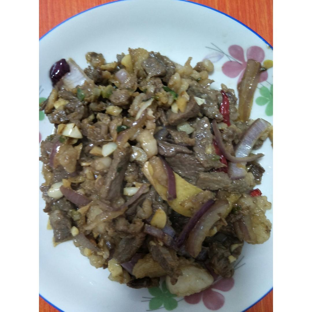 小炒牛肉