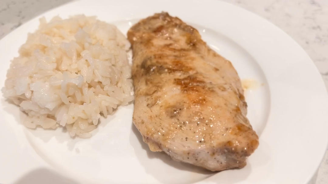 【嫩煎鸡胸肉】