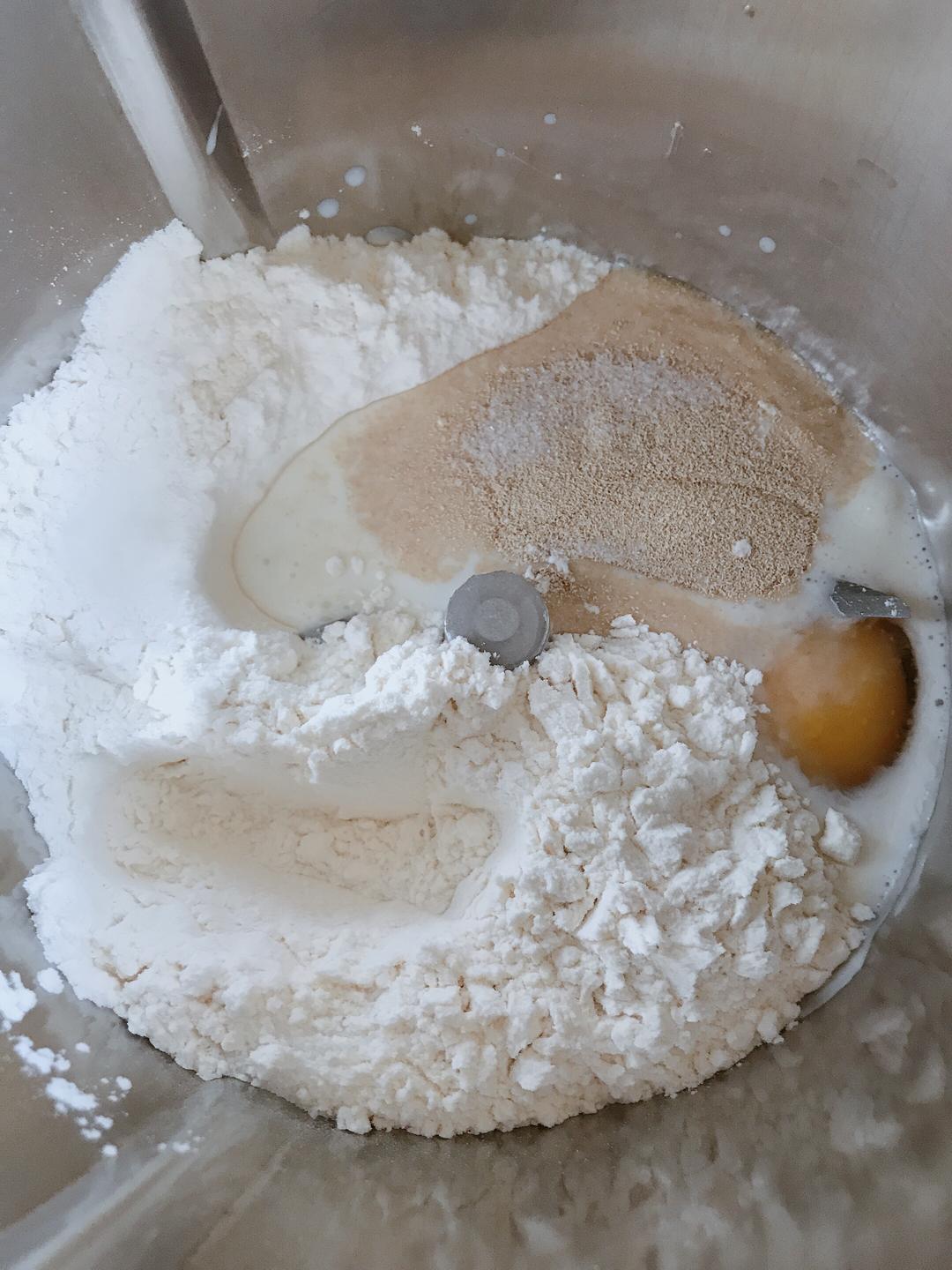 纯奶手撕吐司的做法 步骤1