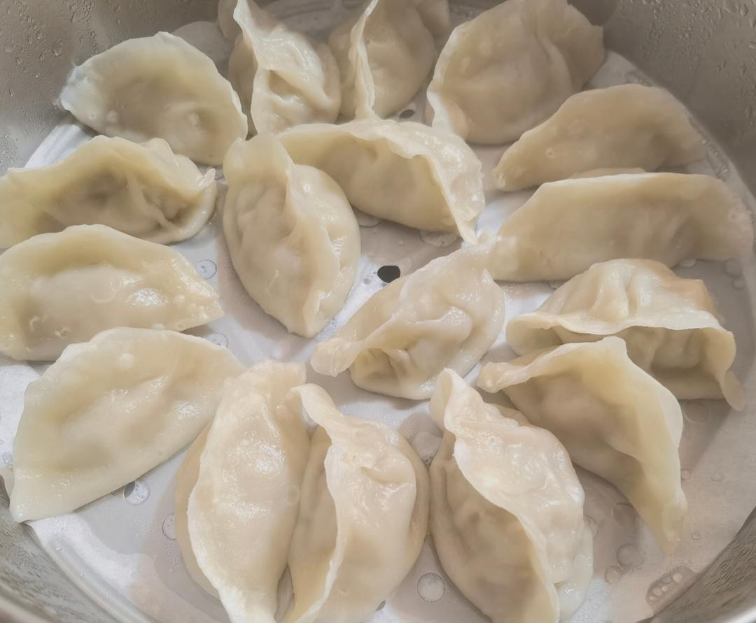 猪肉芹菜饺子馅，饺子馅怎么调才好吃