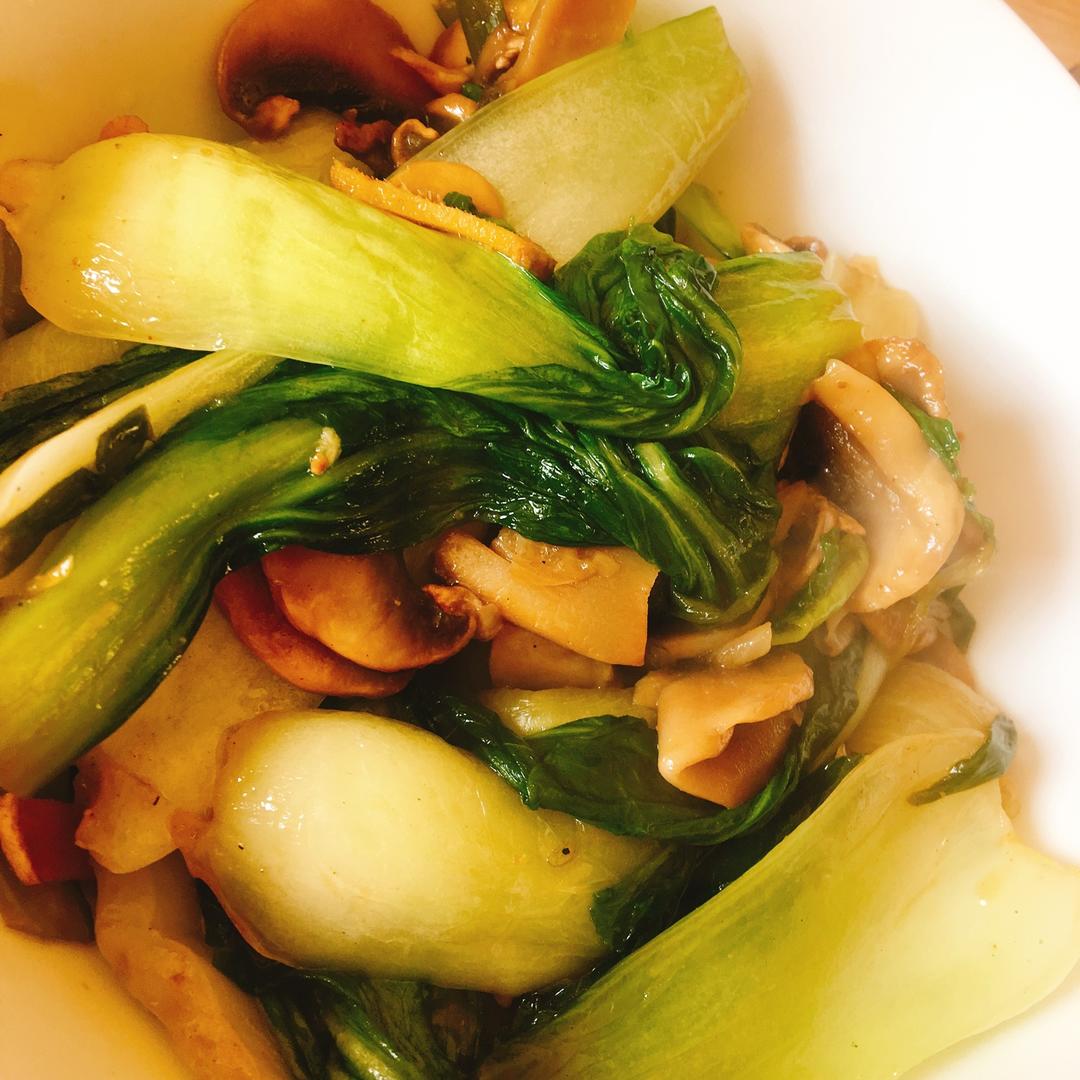 青菜炒蘑菇