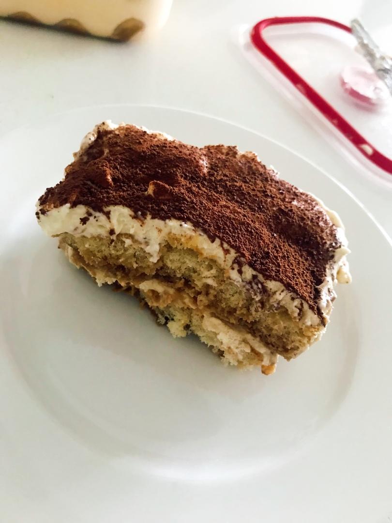 在欧洲学会的经典版提拉米苏