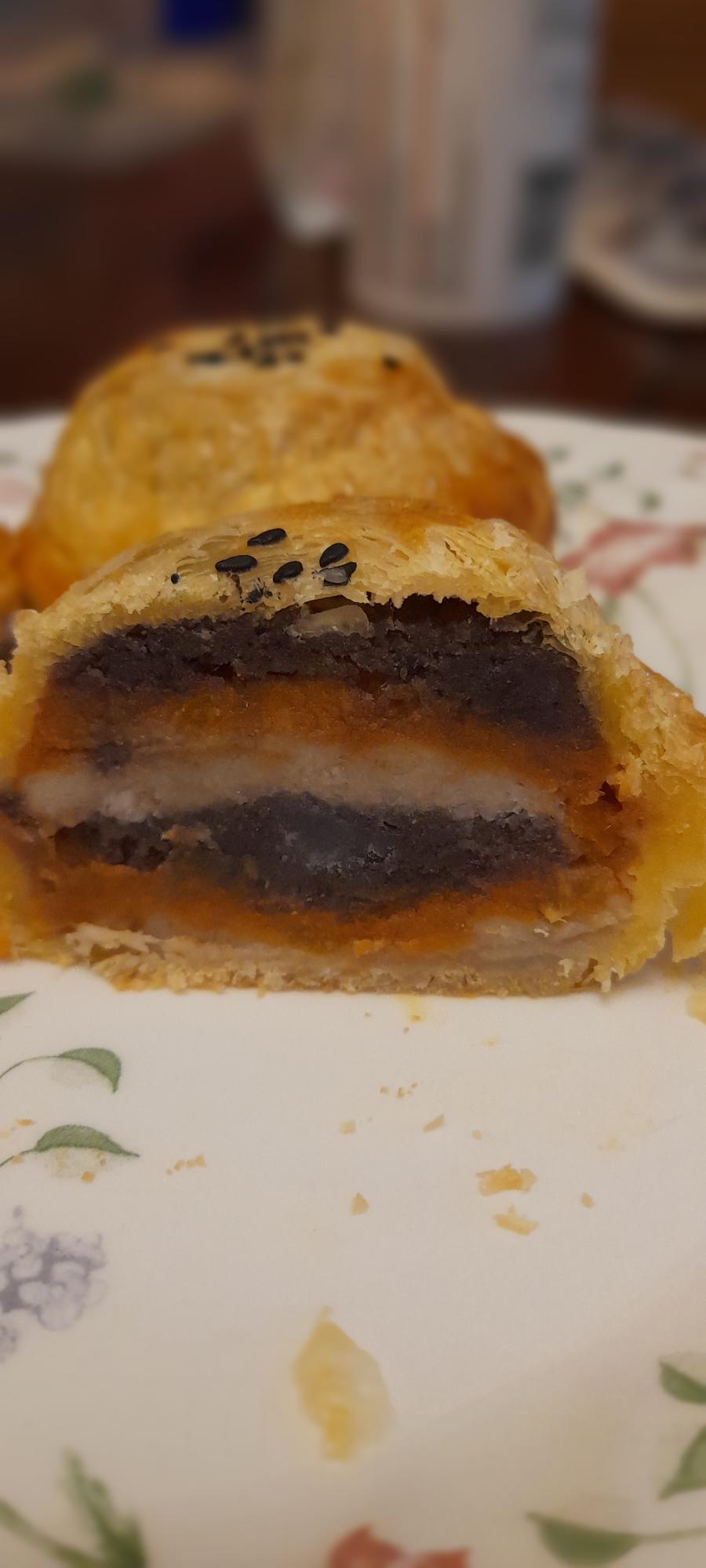 【三色薯泥酥皮派】的做法