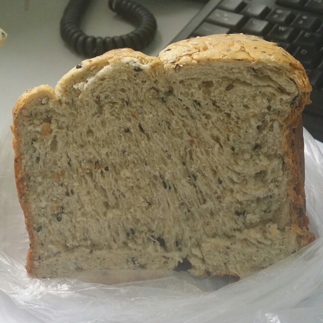 全麦芝麻土司面包（面包机版）