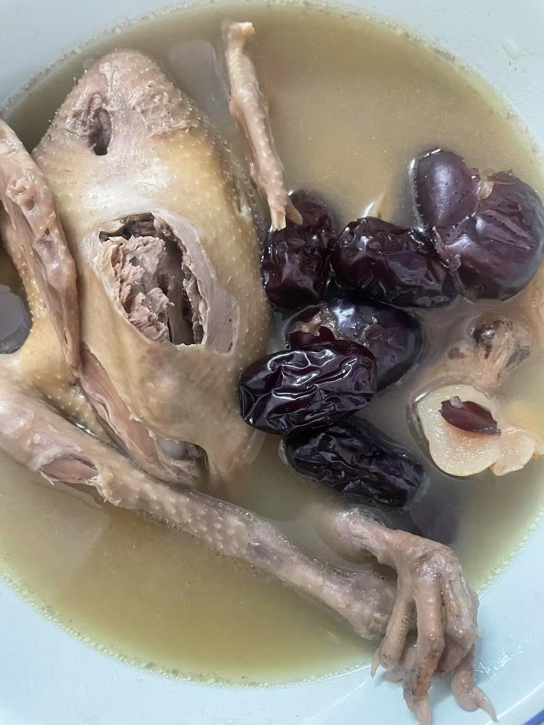 天麻鸽子汤