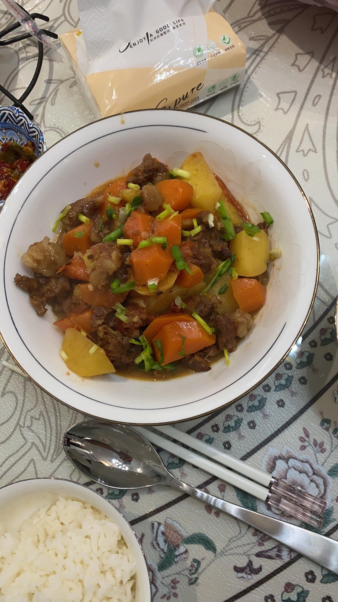 番茄土豆炖牛腩