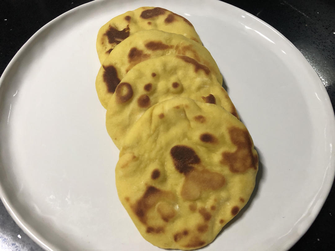 玉米面发面饼                       （口感细腻）