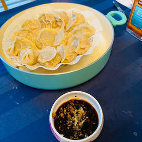 原汁原味的西葫芦鸡蛋馅的北方水饺