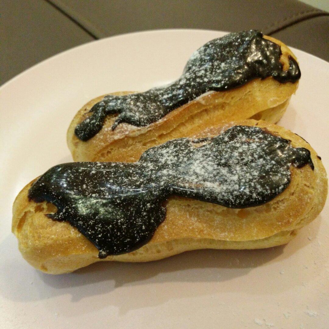 （视频菜谱）手指泡芙 Éclair／闪电泡芙