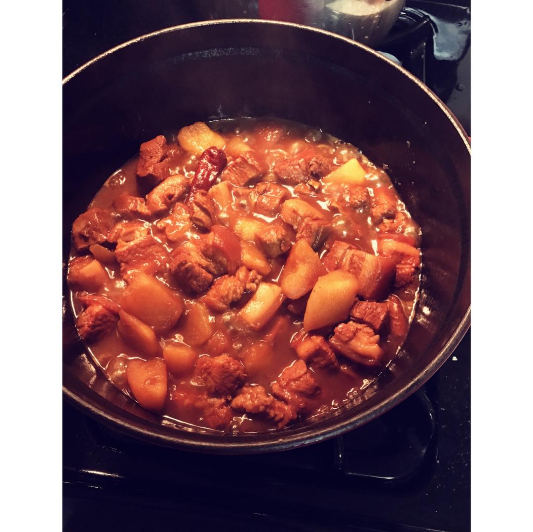 吃着碗里望着锅里的红烧肉