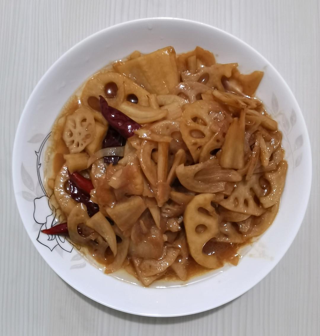 全家都爱吃的清炒藕片😋