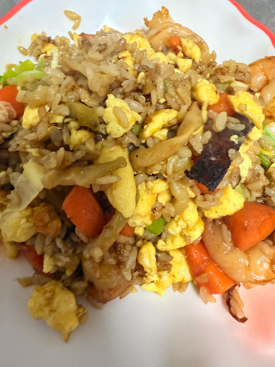 豪华版虾仁炒饭🍤