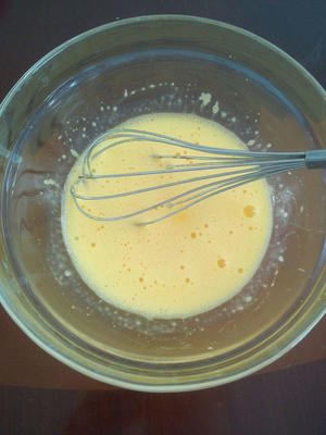 #十二道锋味复刻#酸奶戚风蛋糕卷的做法 步骤2