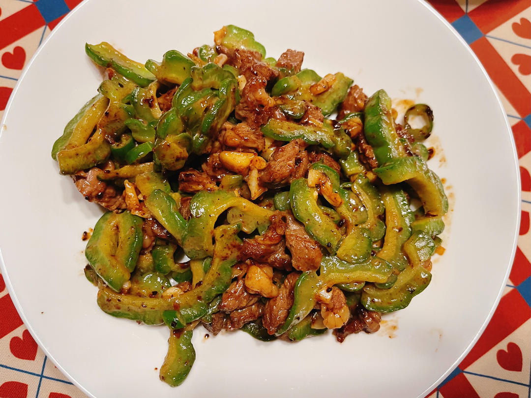 秋葵炒牛肉粒