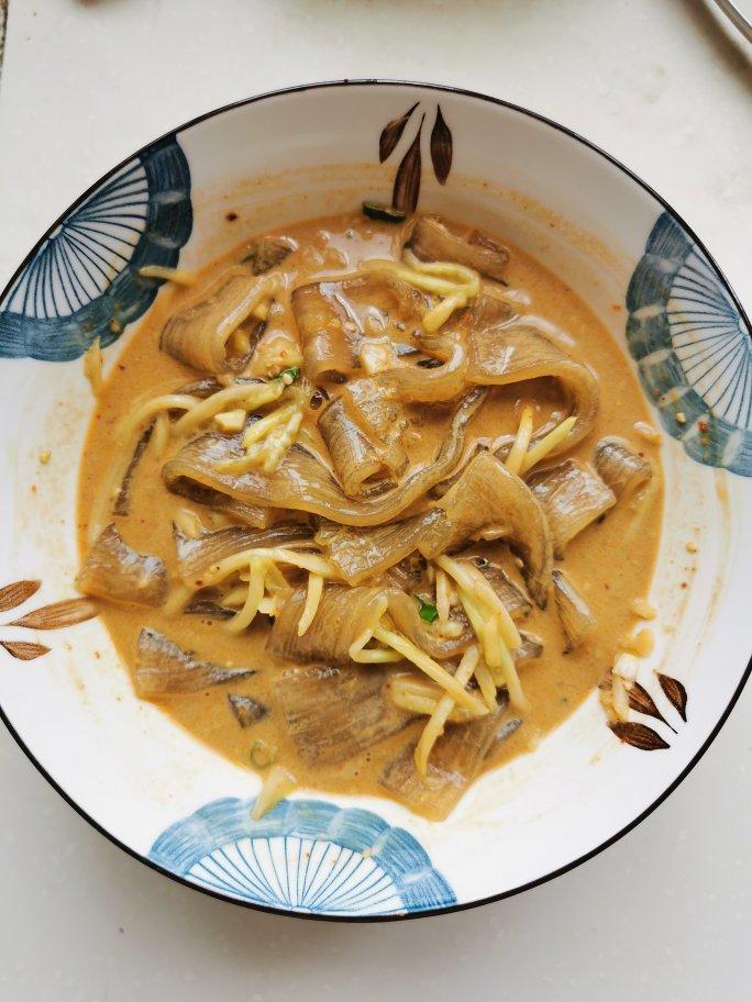 秒杀小夜市的麻酱流汁宽粉