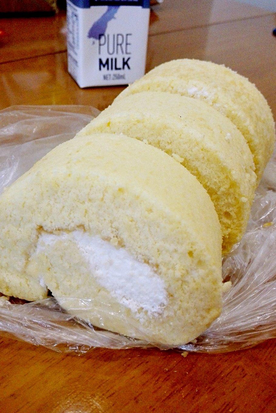 戚风奶油蛋糕卷