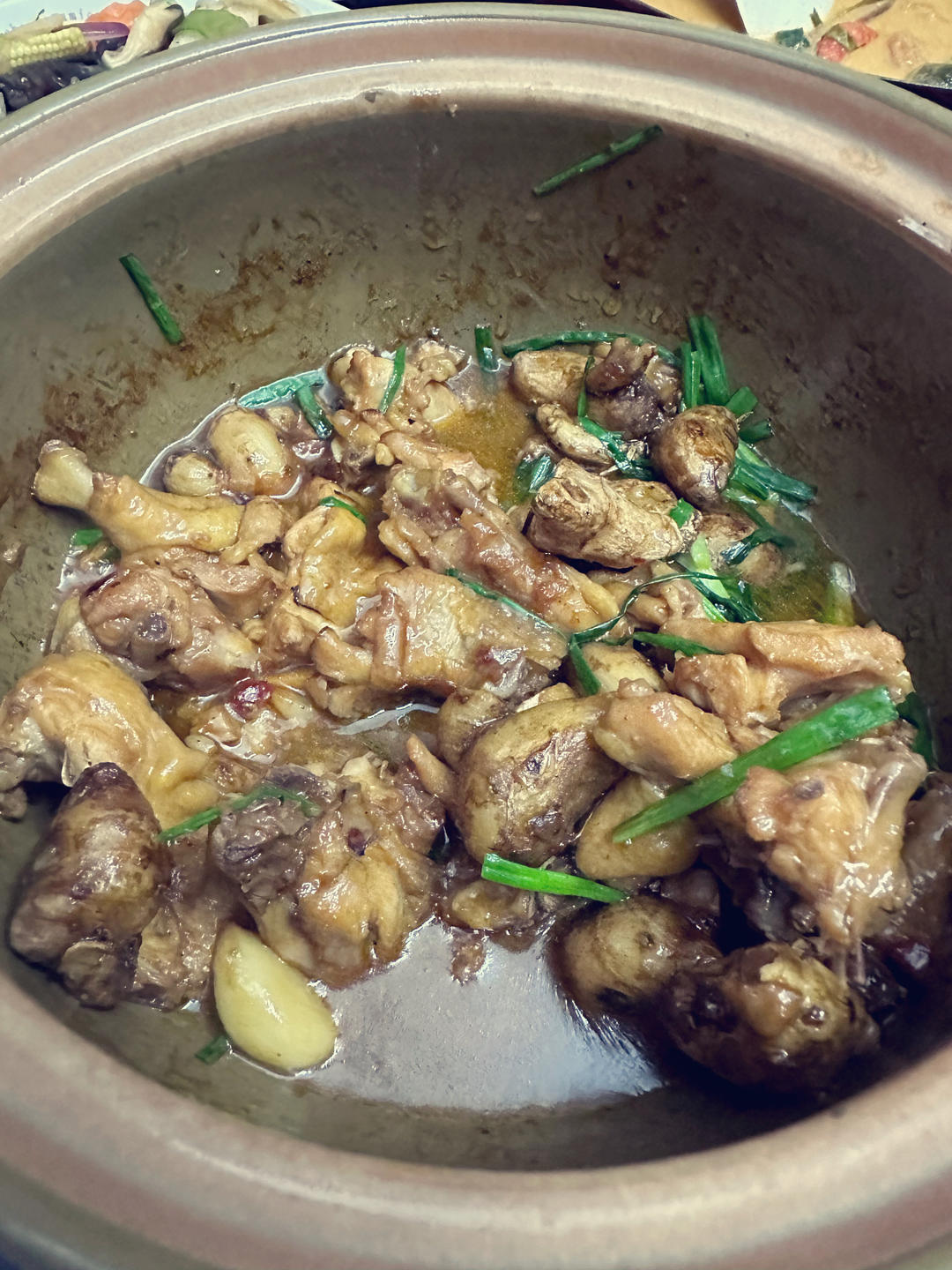 香味十足的沙姜鸡煲