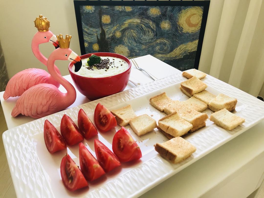 变废为宝的西蓝花土豆浓汤