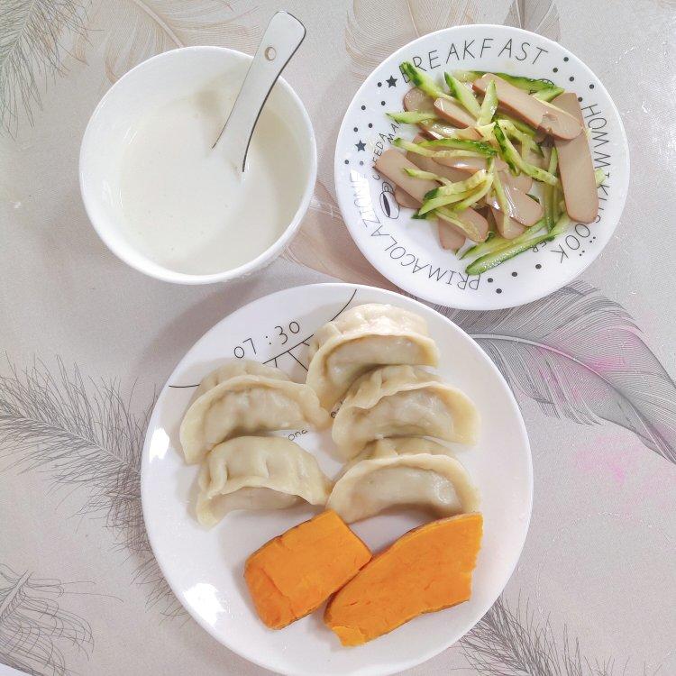 记录小学生营养早餐