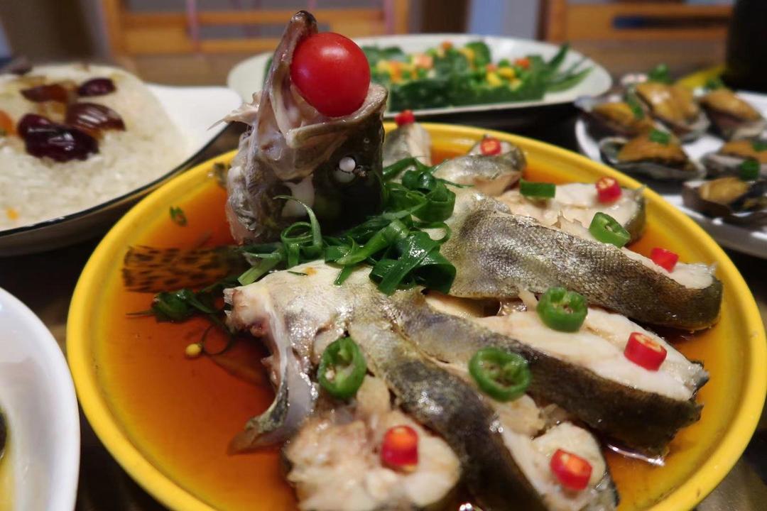 年夜饭的颜值担当<孔雀开屏鱼>