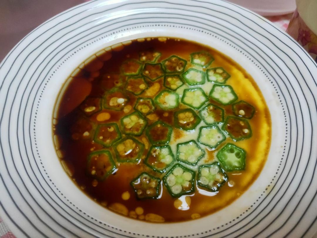 秋葵鸡蛋羹