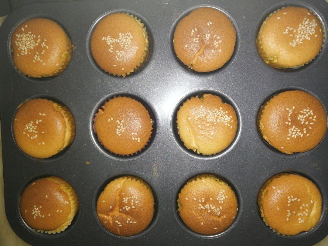 炼乳纸杯蛋糕