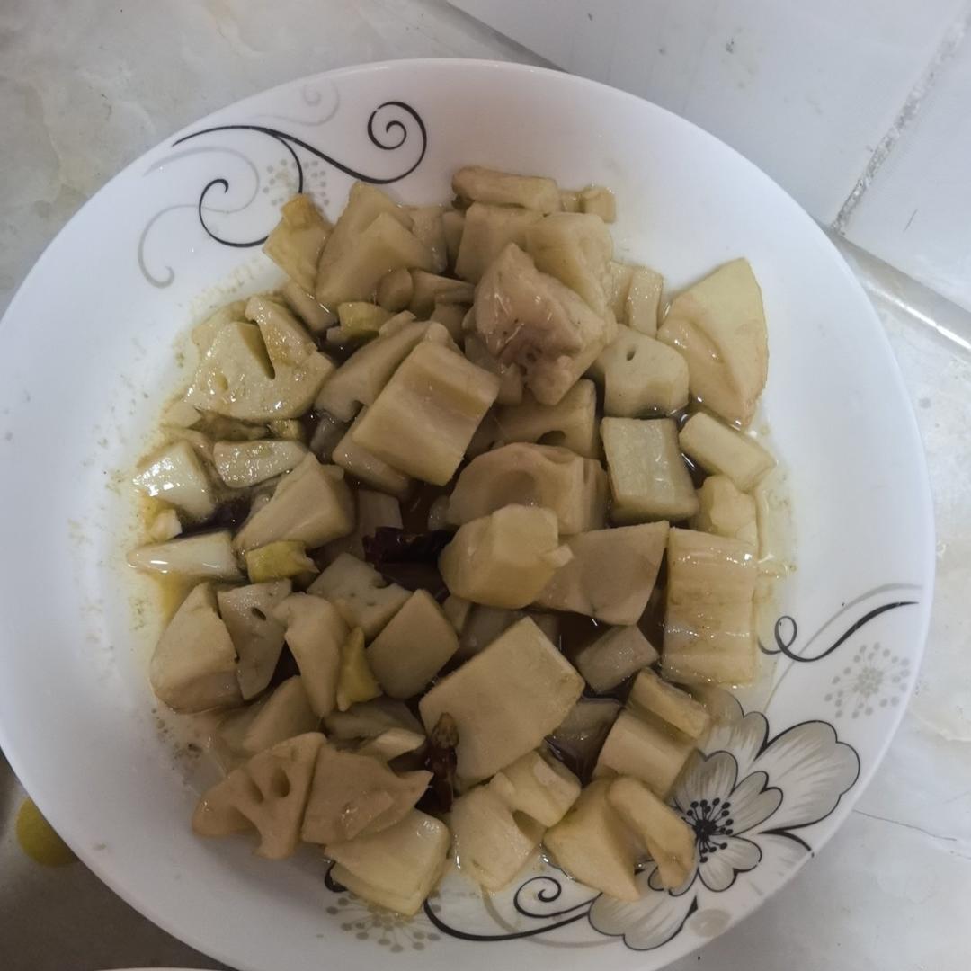 酸辣藕丁