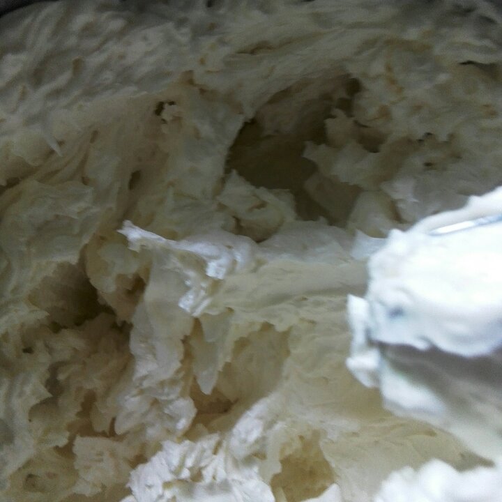 打发过度的奶油（雀巢奶油）如何拯救