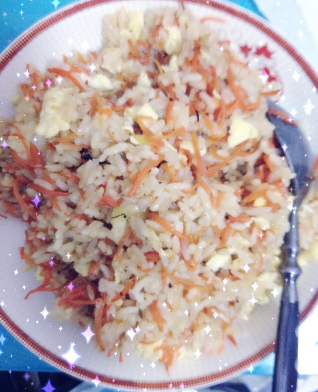 胡萝卜蛋炒饭