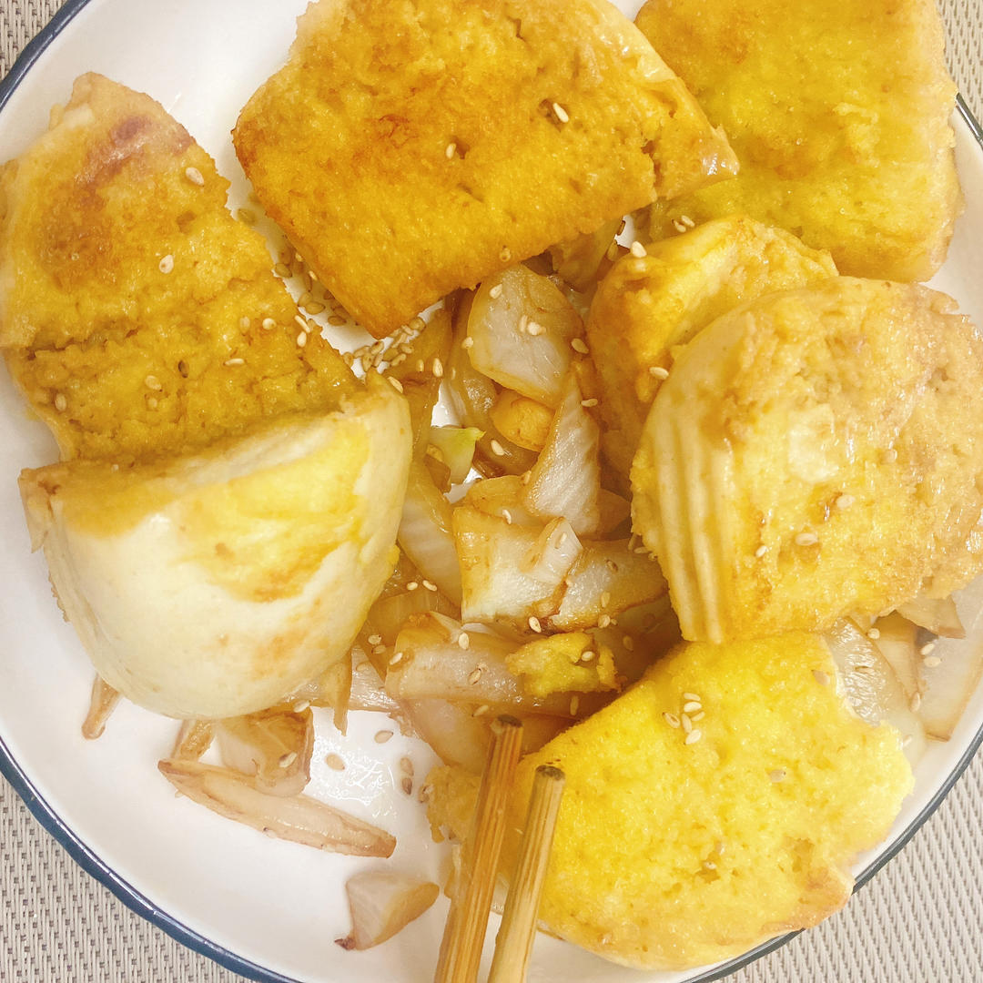 快手洋葱烩馒头