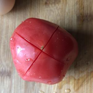 西红柿炒蛋（浓郁嫩滑版）的做法 步骤2