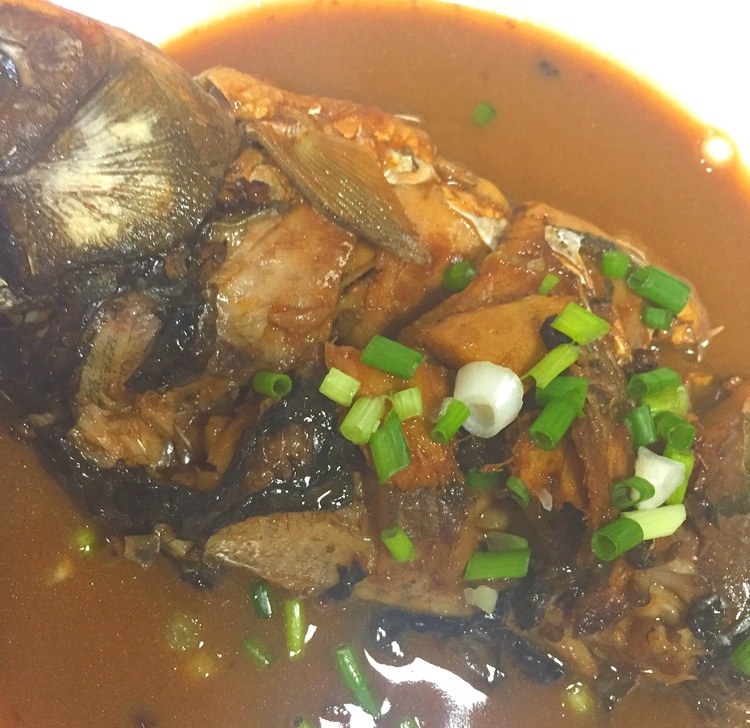 家常红烧鱼