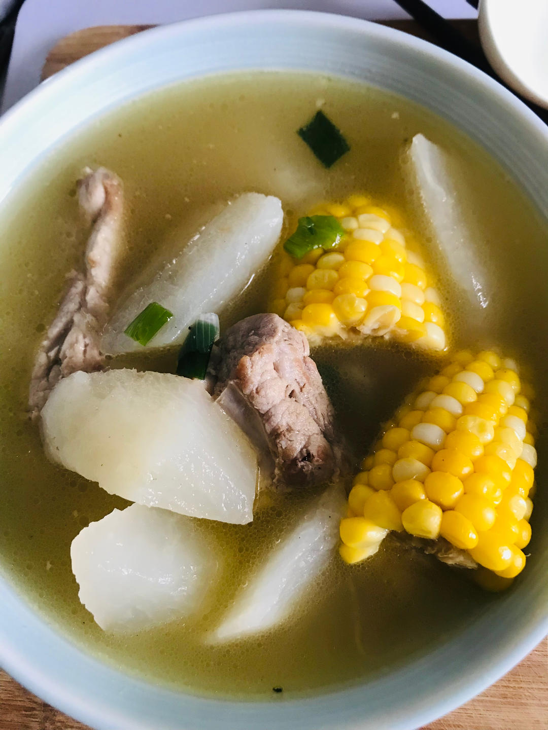 萝卜炖排骨-秋冬懒人汤