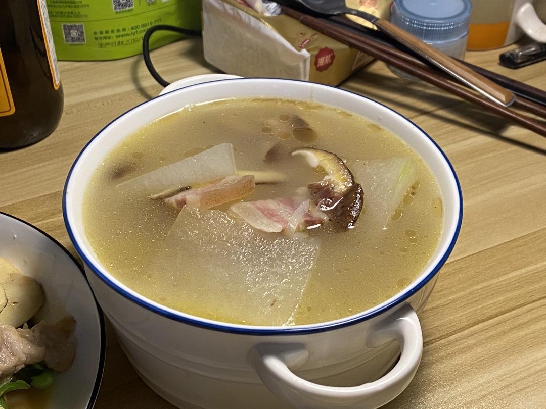 冬瓜火腿汤 鲜得掉眉毛！