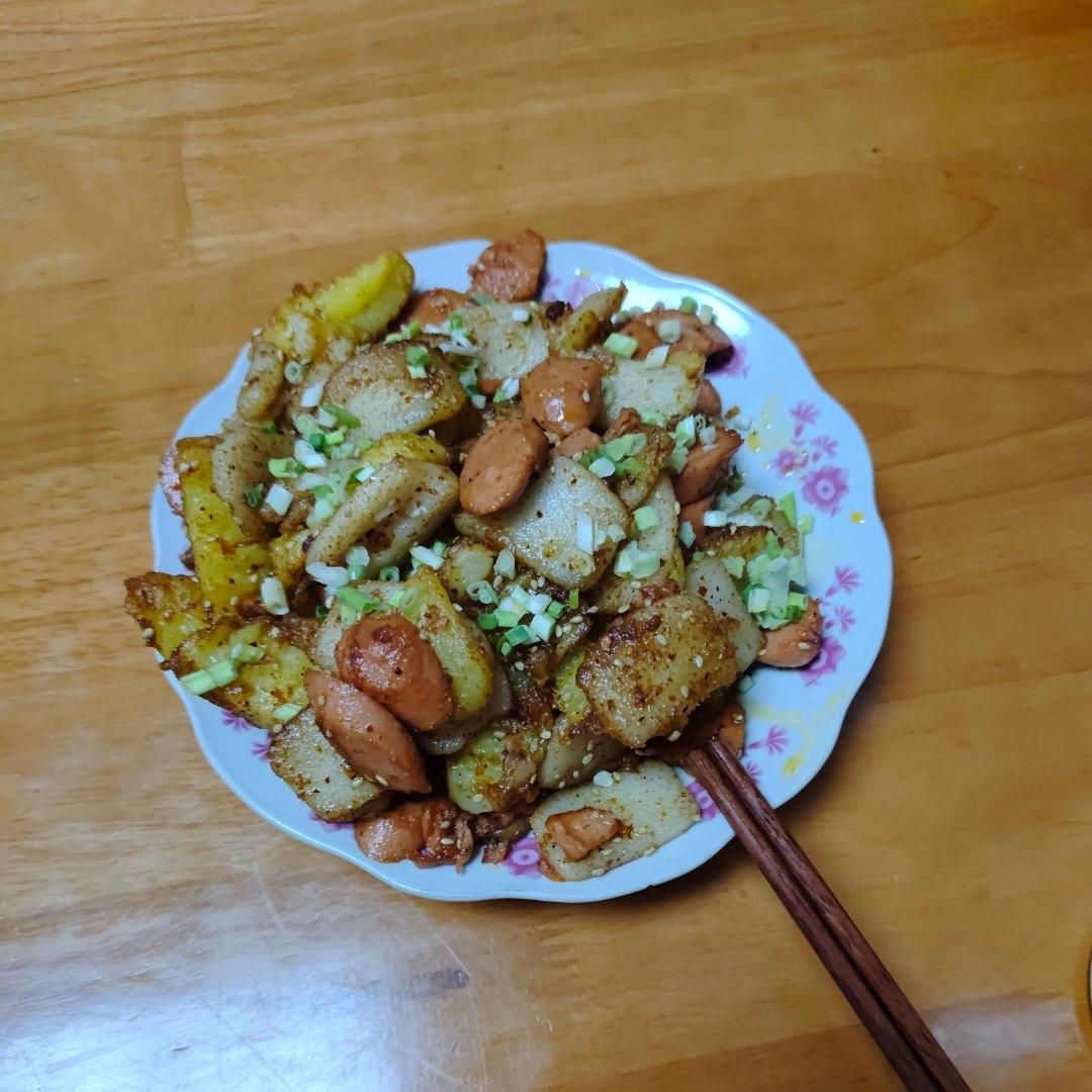 怎么吃都不够‼️孜然火腿辣炒年糕〰️香辣解谗