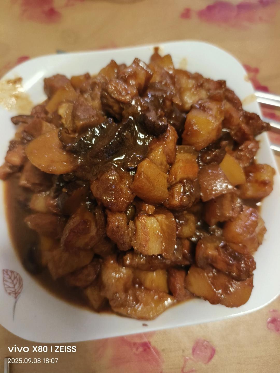 好吃到停不下来的卤肉饭