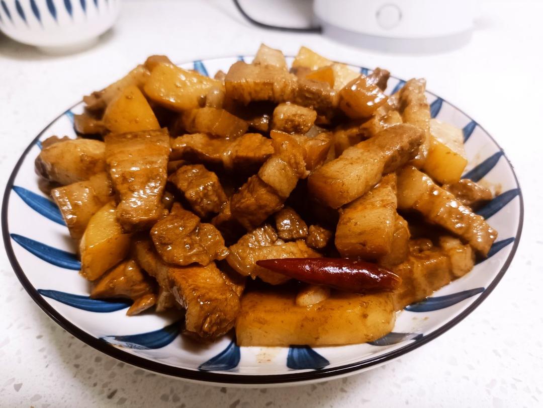 不焯水不放油的家常红烧肉
