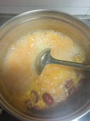 小米南瓜红枣粥的做法 步骤5