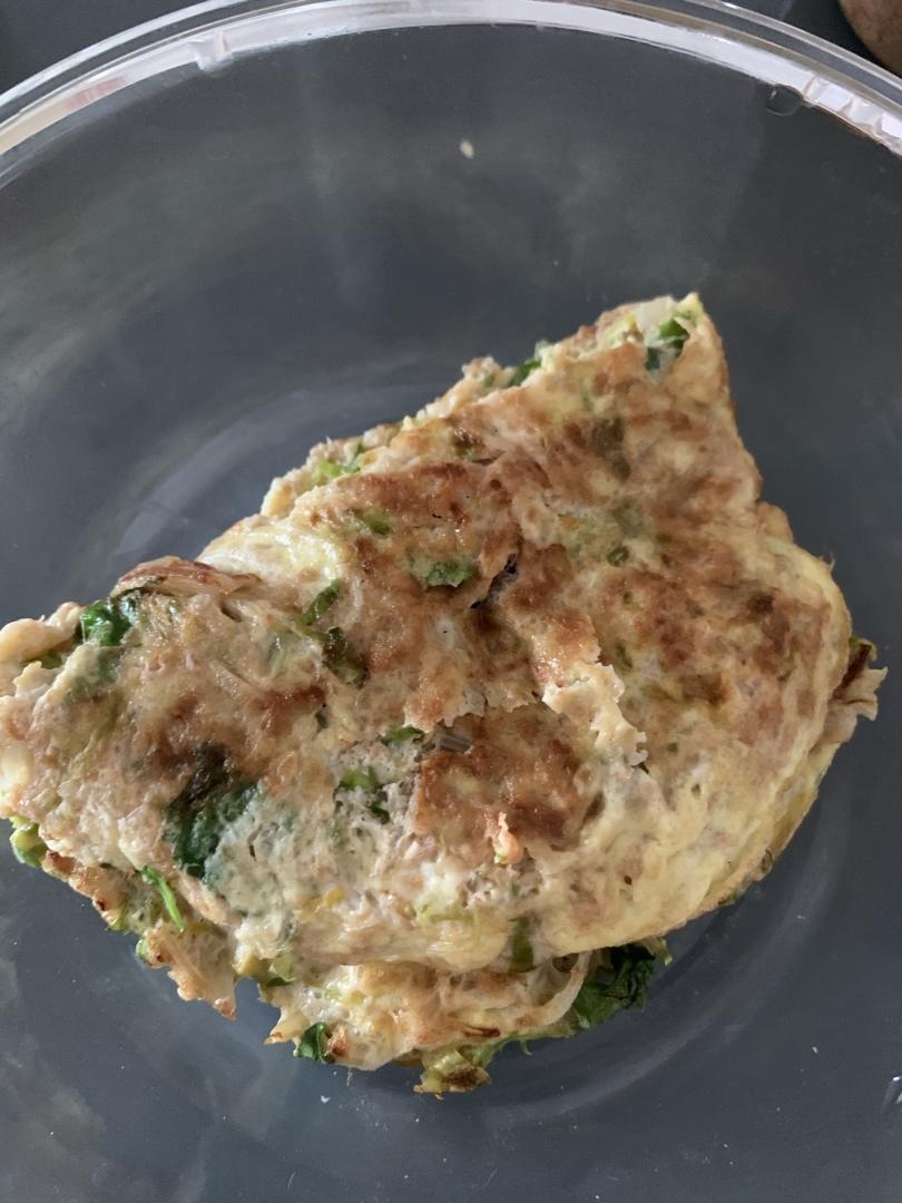 无油低碳健康早餐芝士蔬菜蛋“饼”