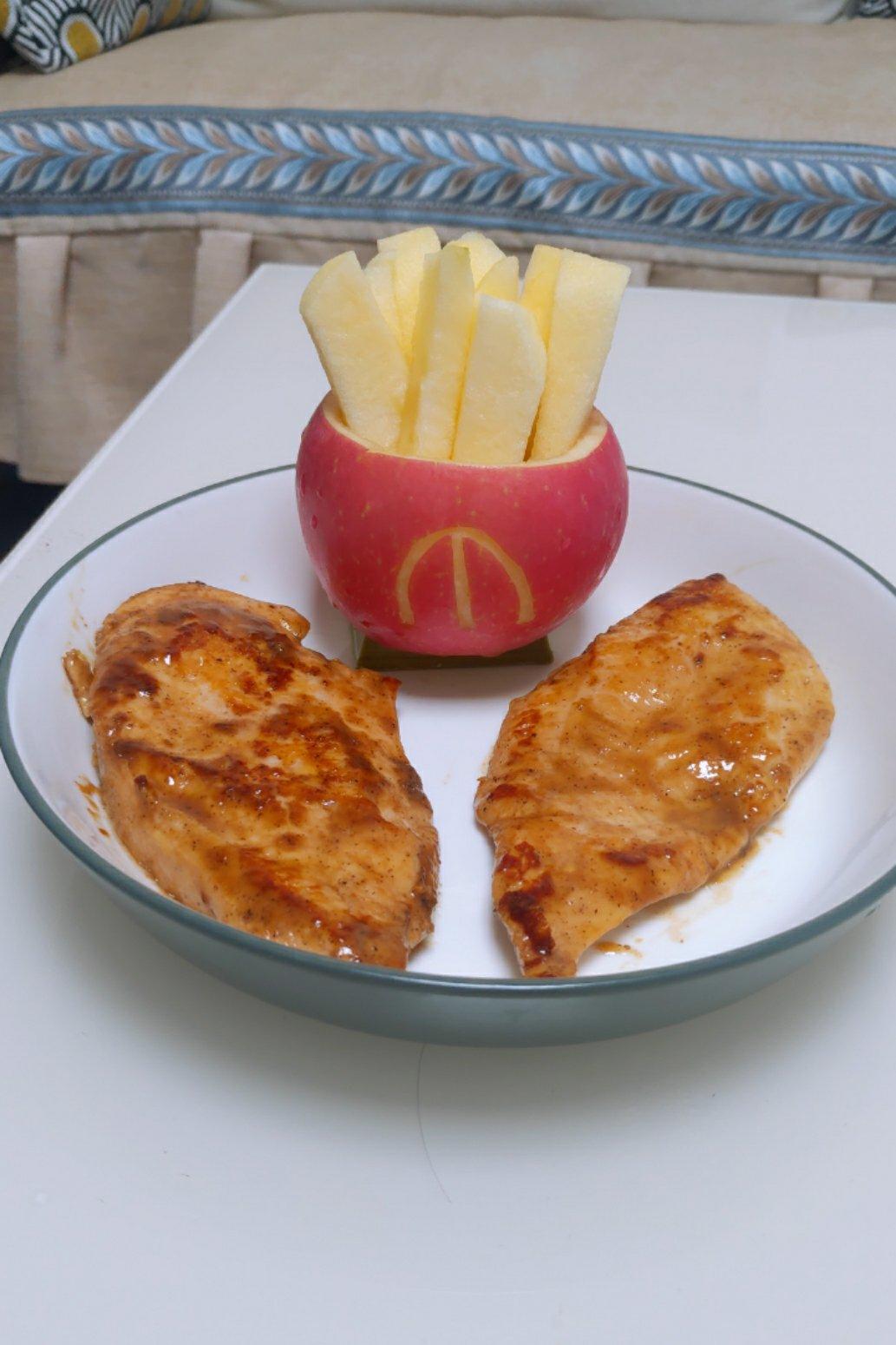 【嫩煎鸡胸肉】