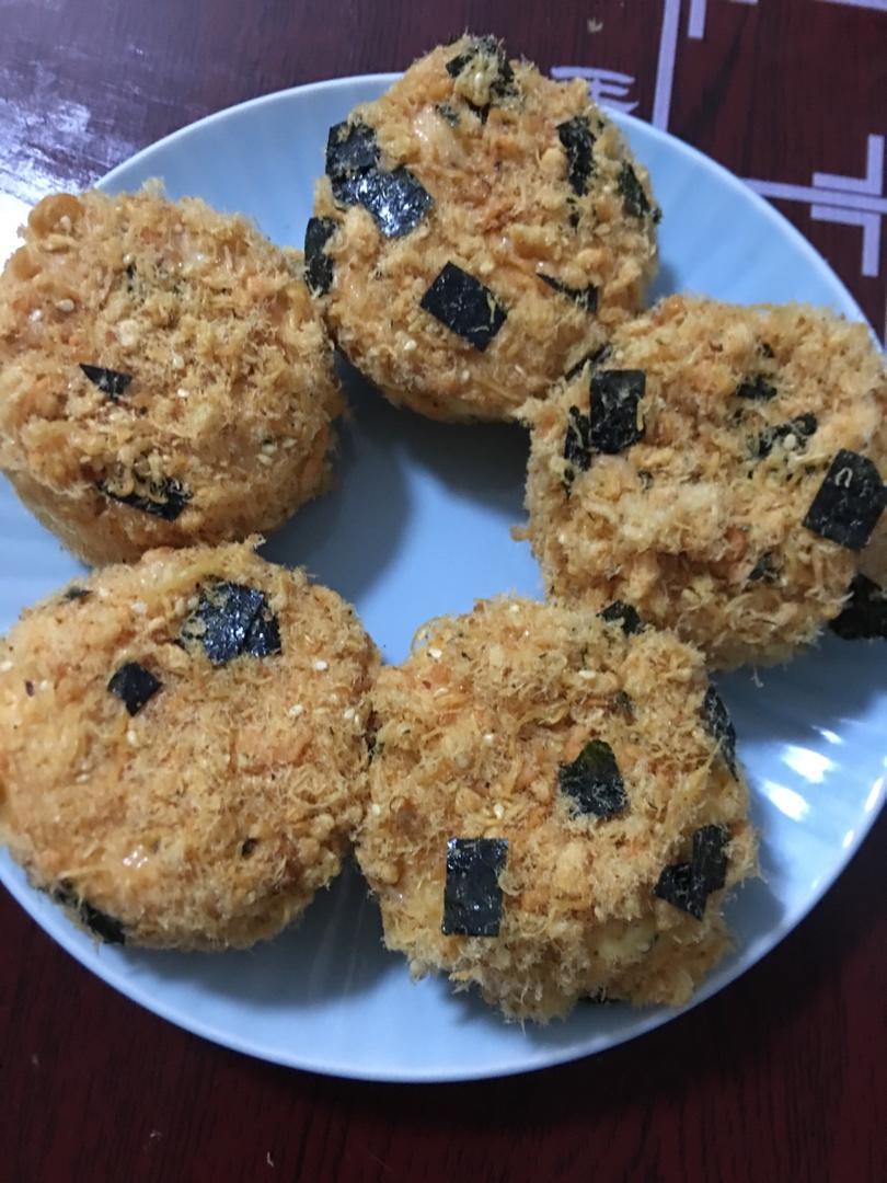 美味海苔肉松小贝