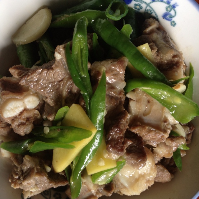 野安君做的水煮青椒排骨