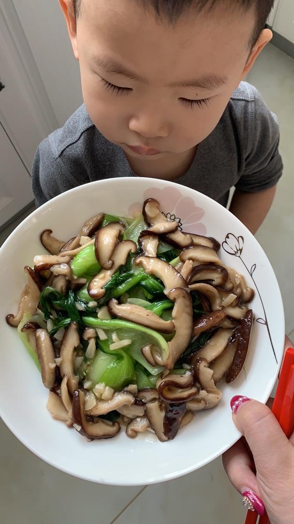 蚝油香菇油菜